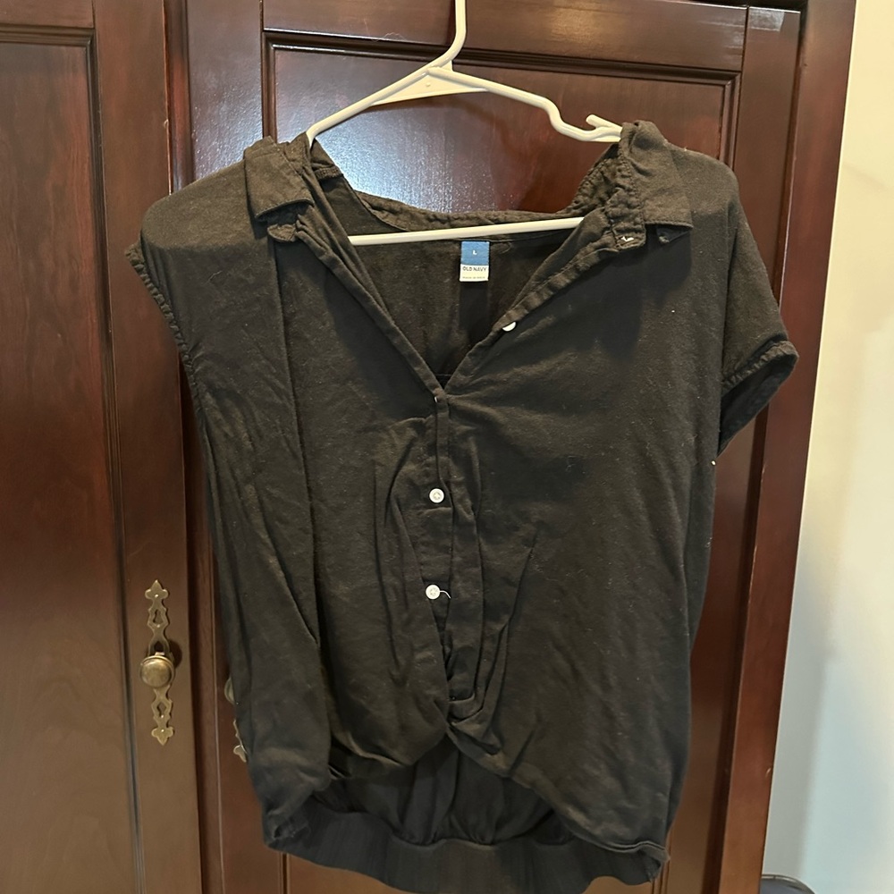 Old Navy Black Muscle Tee